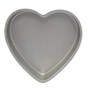 Wilton Heart Shaped Aluminum Cake Pan 9 Inch Vintage 502-1204 Made in Korea